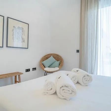 アパート Awesome In With 2 Bedrooms, Wifi And Outdoor Swimming Pool *